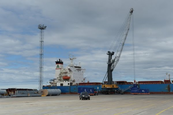Development of port activities